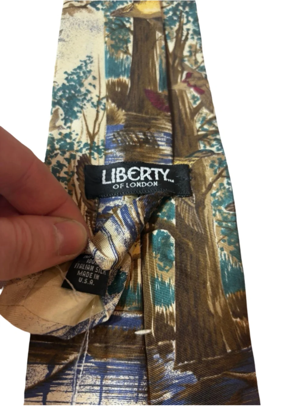 Liberty of London Vintage 100% Italian Silk Duck Hunting Scenic Novelty Tie